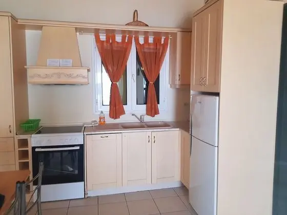 Ev, 2 Yatak Odası, Sigara İçilebilir, Teras