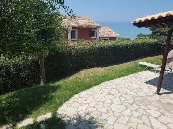Ev, 2 Yatak Odası, Sigara İçilebilir, Teras