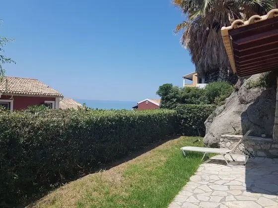 Ev, 2 Yatak Odası, Sigara İçilebilir, Teras