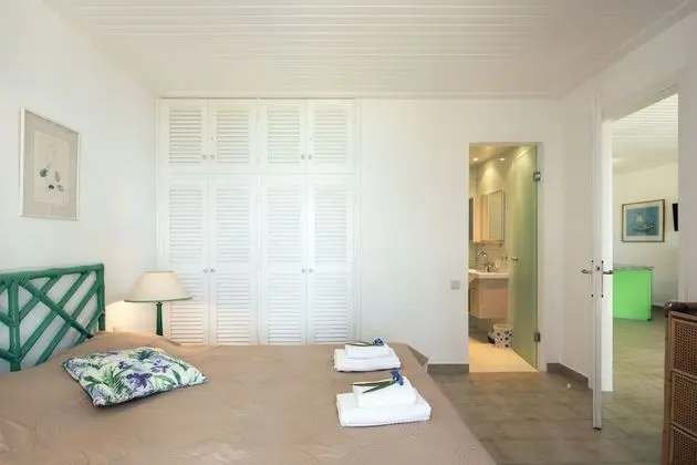 Standard Apart Daire, 2 Yatak Odası, 2 Banyolu, Denize Sıfır