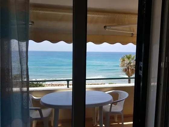 Ev, 3 Yatak Odası, Sigara İçilebilir, Balkon
