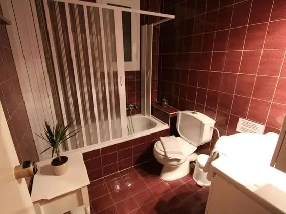 Ev, 3 Yatak Odası, Sigara İçilebilir, Balkon