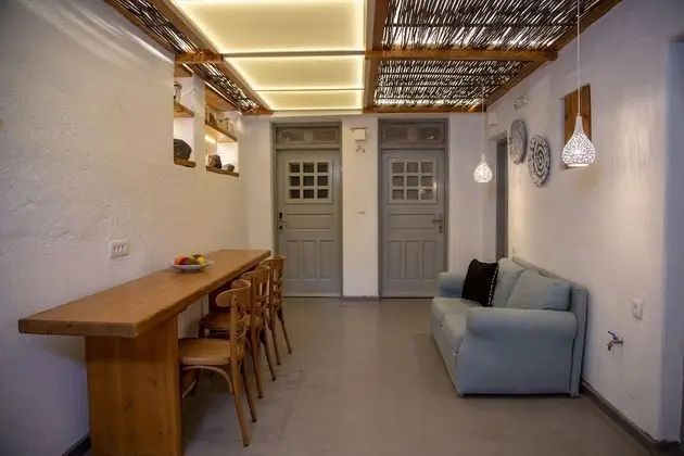Standard Tek Büyük veya İki Ayrı Yataklı Oda (Semi Basement)