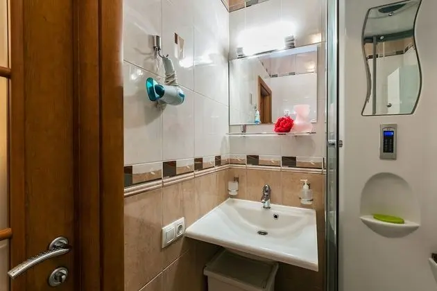 Classic Apart Daire, 1 Büyük (Queen) Boy Yatak ve Çekyat, Sigara İçilmez, Şehir Manzaralı