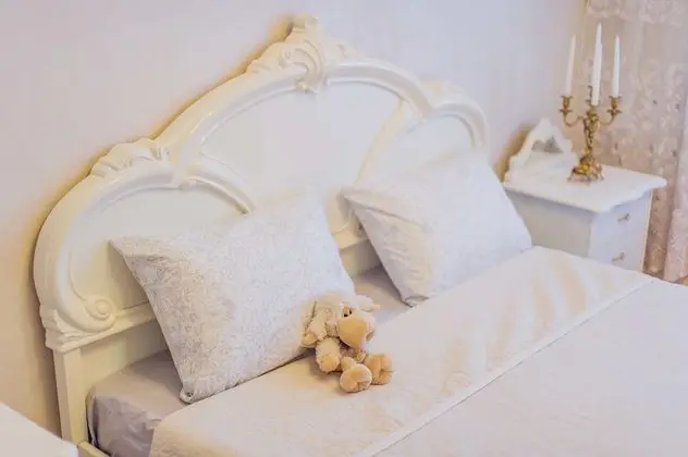 Apart Daire, 1 Çift Kişilik Yatak ve Çekyat, Sigara İçilmez