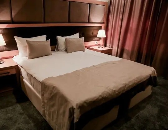 Deluxe Büyük Yataklı Tek Kişilik Oda