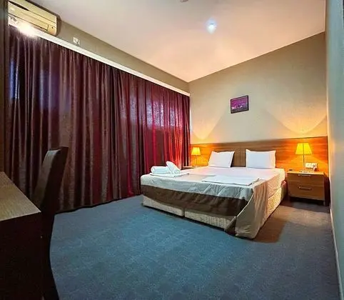 Deluxe Üç Kişilik Oda