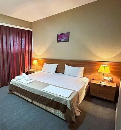 Deluxe Üç Kişilik Oda