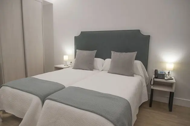 Tek Büyük veya İki Ayrı Yataklı Oda