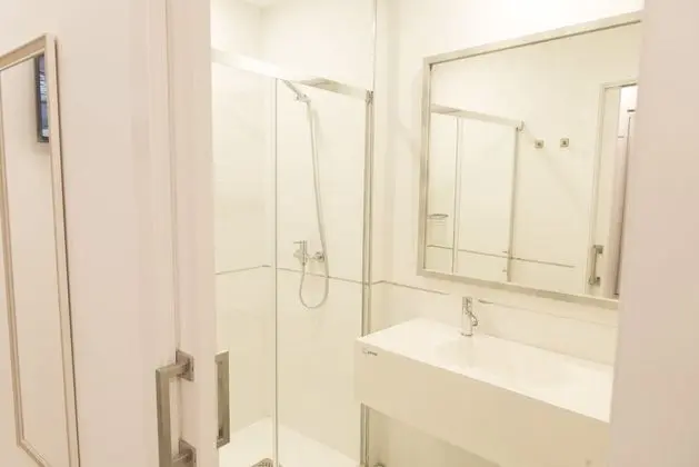 Tek Büyük veya İki Ayrı Yataklı Oda