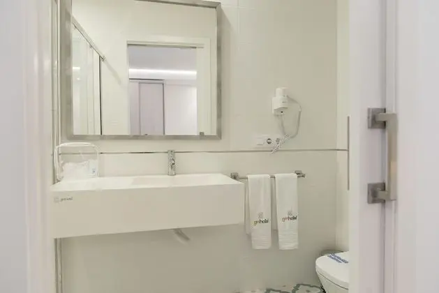 Tek Büyük Yataklı Oda (Exterior)