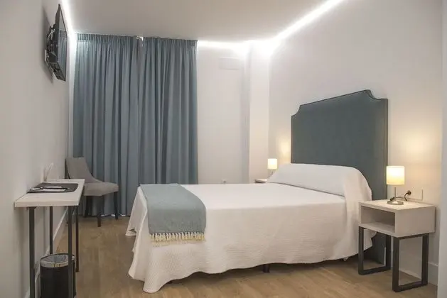 Tek Büyük Yataklı Oda (Exterior)