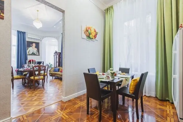 Apart Daire, Birden Çok Yatak, Sigara İçilmez, Şehir Manzaralı