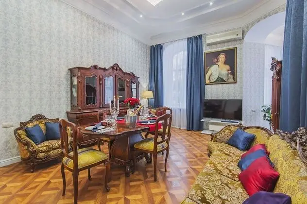 Apart Daire, Birden Çok Yatak, Sigara İçilmez, Şehir Manzaralı