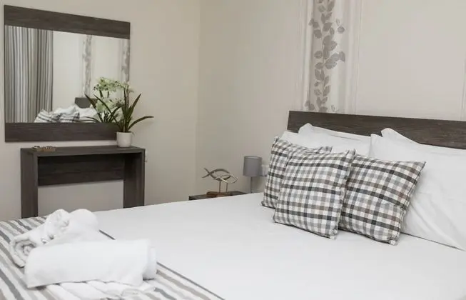 Tek Büyük Yataklı Oda, Teras (Private Garden)