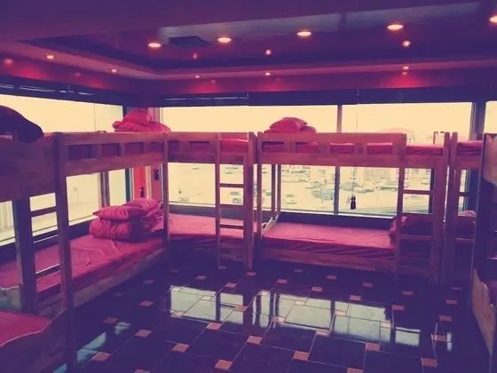 Ortak Ranzalı Oda, Sadece kadınlar için (18 persons)