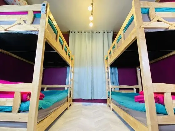 Ortak Ranzalı Oda, Sadece erkekler için (4 Person)