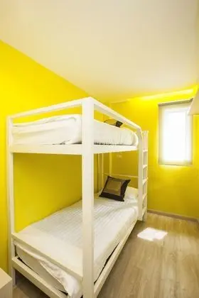 Exclusive Bunk Bed (Private Bathroom)