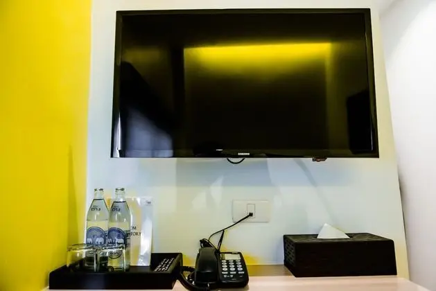 Exclusive Double Bed (Private Bathroom)