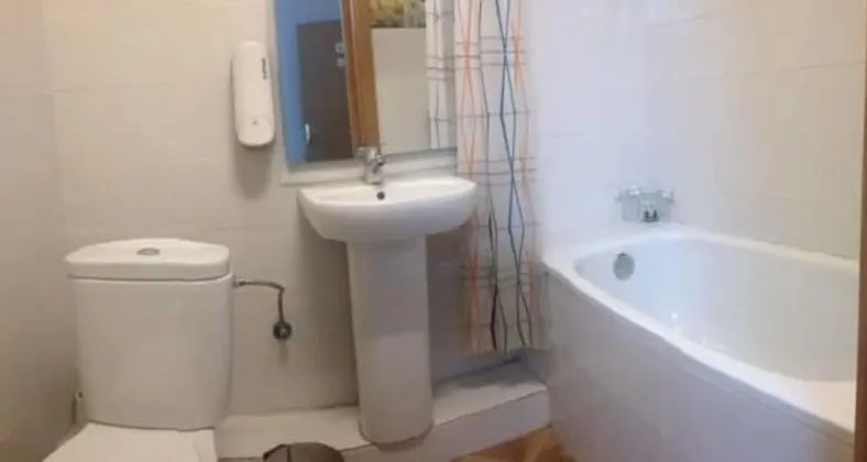 Family Dört Kişilik Oda, Özel Banyo