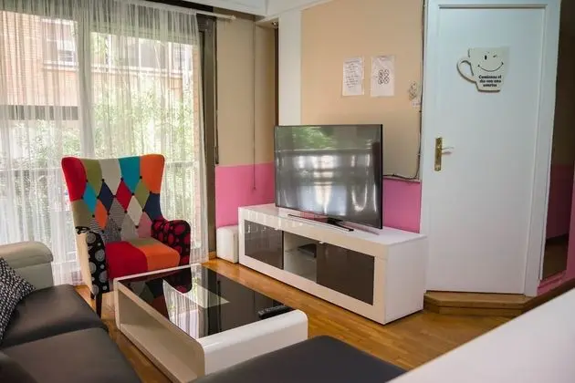 Tek Büyük Yataklı Oda, Ortak Banyo