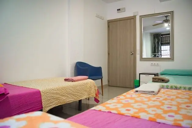Üç Kişilik Oda, Ortak Banyo