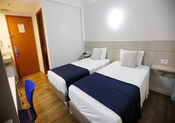 STANDARD SOLTEIRO NÃO FUMANTE