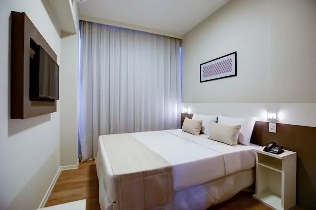 Standard Tek Büyük Yataklı Oda