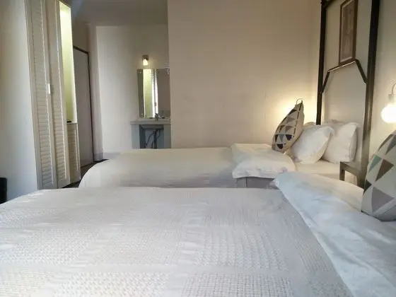 Comfort Tek Büyük veya İki Ayrı Yataklı Oda