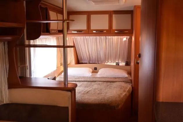 Standard Karavan, 1 Yatak Odası, Göl Manzaralı