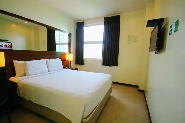 Standard Oda, 1 Büyük (Queen) Boy Yatak