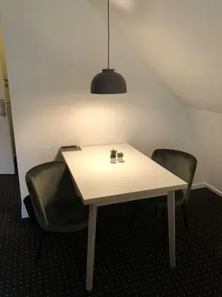 Classic Tek Büyük Yataklı Oda