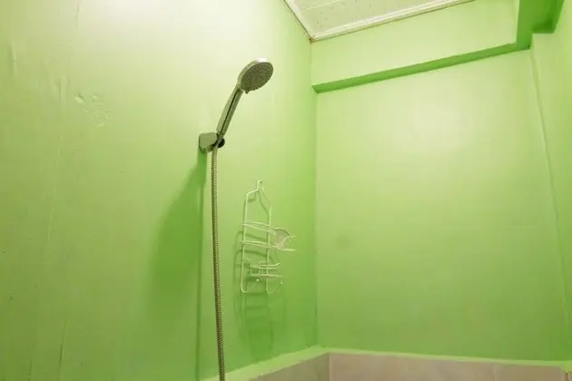 Ortak Ranzalı Oda, Sadece kadınlar için