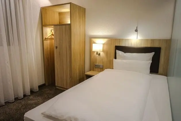 Economyplus Zimmer
