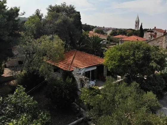 Ev (Goa - 150 m from sea - H(4+2))