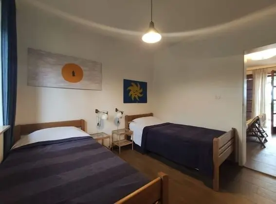 Ev (Goa - 150 m from sea - H(4+2))