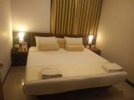 Luxury Oda