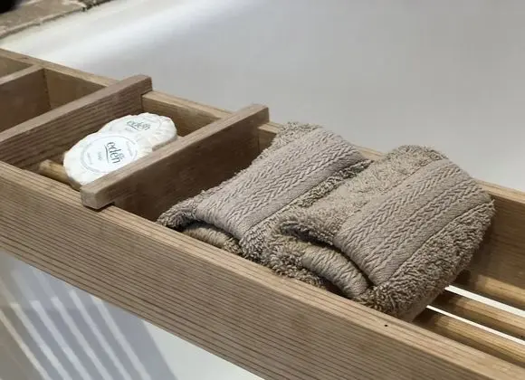 Basic Tek Büyük Yataklı Oda