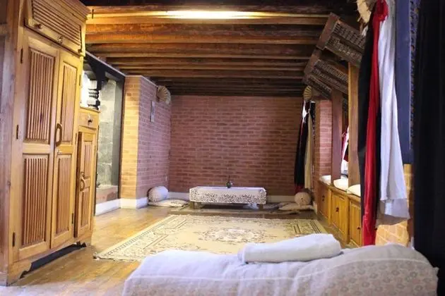 Deluxe Tek Büyük veya İki Ayrı Yataklı Oda
