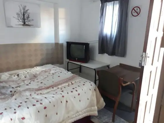 Tek Büyük Yataklı Oda