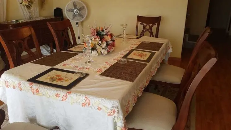 Deluxe Apart Daire, 2 Yatak Odası, Bahçe Manzaralı, Denize Bakan (Bottom Floor Garden View)