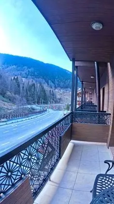 Nehir Manzaralı Standard Double Room
