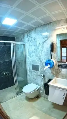 Nehir Manzaralı Standard Double Room