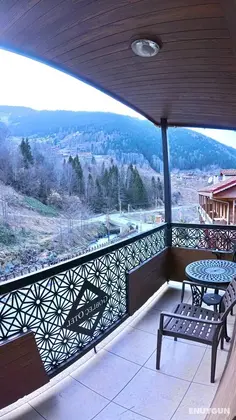 Nehir Manzaralı Standard Double Room