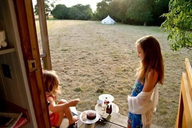 Dağ Evi, Ortak Banyo (Shepherds Hut)
