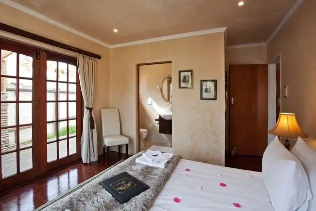 Terrace Room 9 with King or Single Beds