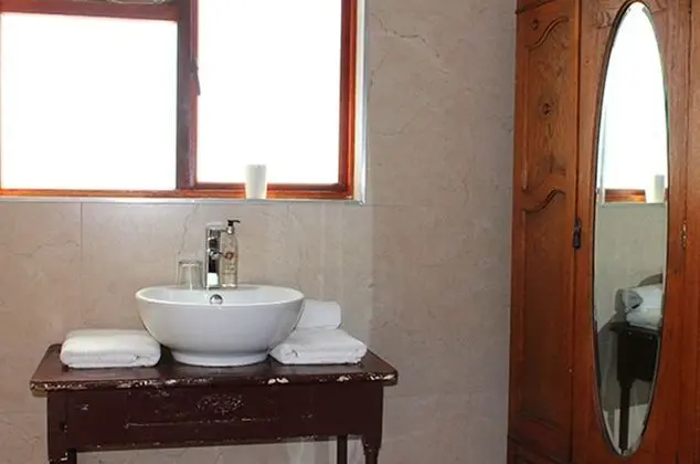 Standard Tek Büyük veya İki Ayrı Yataklı Oda, 1 En Büyük (King) Boy Yatak, Deniz Manzaralı