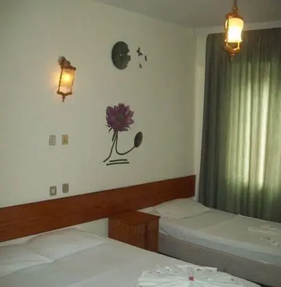 Standart Oda, Kara Manzaralı