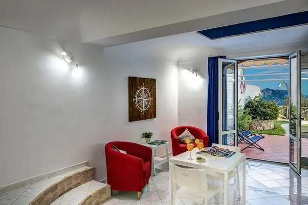 Deluxe Stüdyo, 1 Büyük (Queen) Boy Yatak, Balkon, Deniz Manzaralı