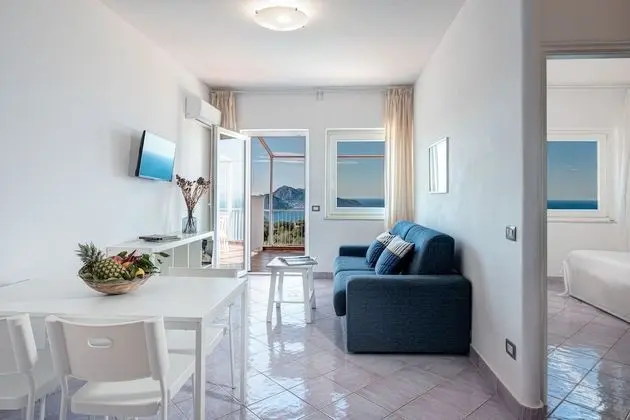 Superior Apart Daire, 2 Yatak Odası, Teras, Deniz Manzaralı